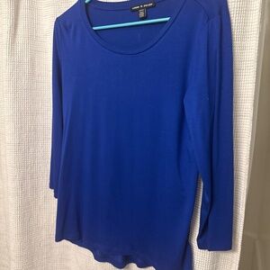 Never worn 3/4 sleeve brilliant blue tshirt